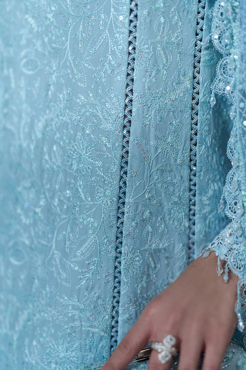 Design 4A Luxury Lawn Eid Edition 2026 Unstitched 3