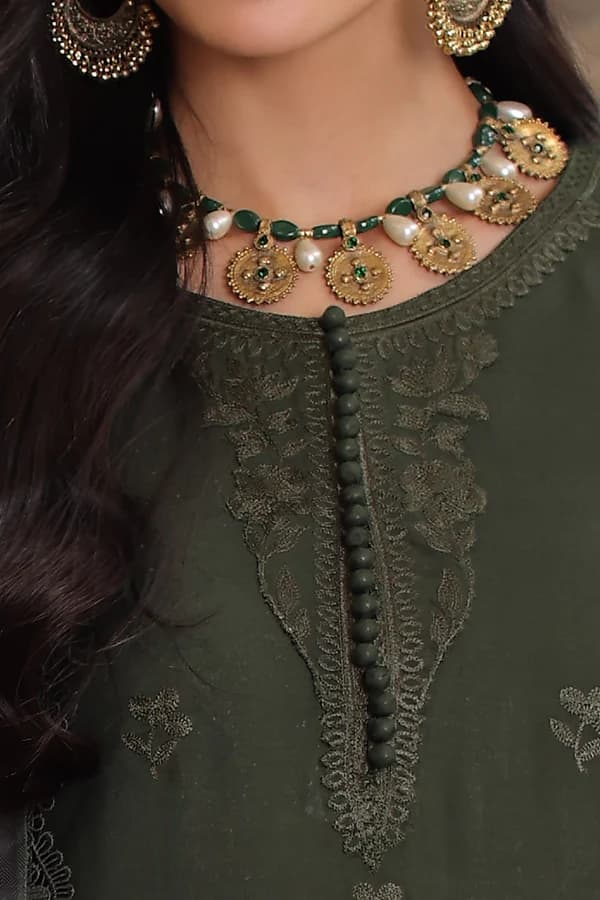Noor D2 B - Sagewood Dusk Aari