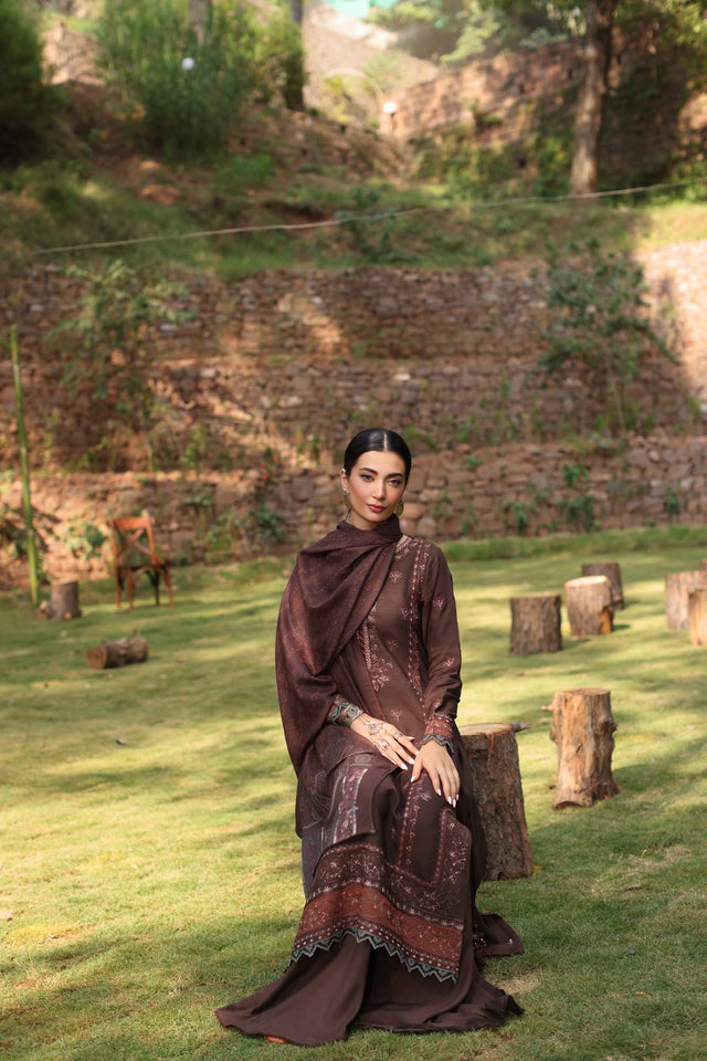 NOOR Winter Shawl Suzaankari - D4