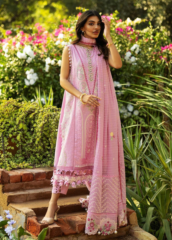 FRENCH HEARTS - B -
Sadaf Fawad Khan